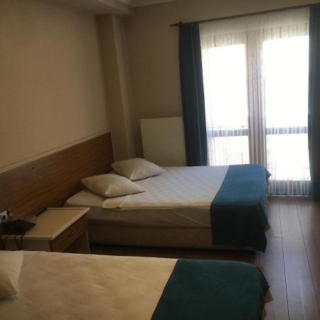 Özgür Hotel Trabzon Exterior foto